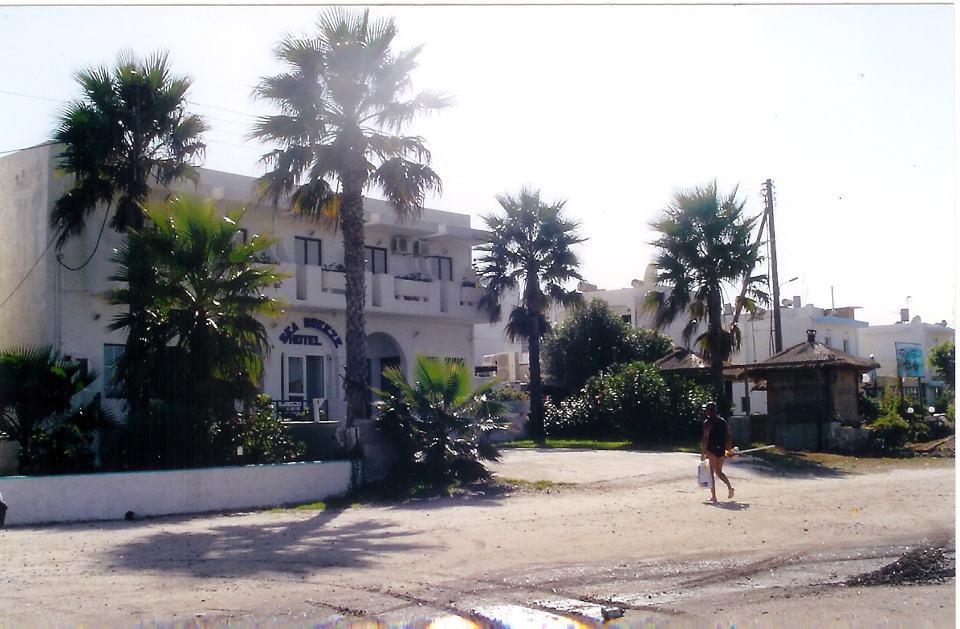 Sea Breeze Hotel Mastihari Exterior foto
