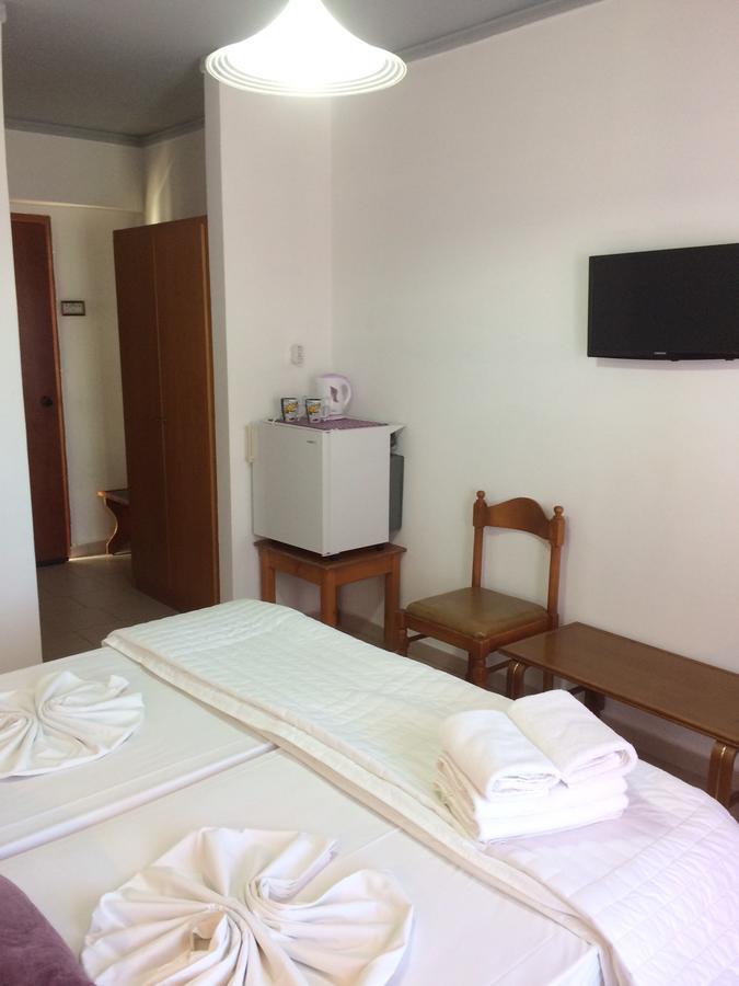 Sea Breeze Hotel Mastihari Exterior foto